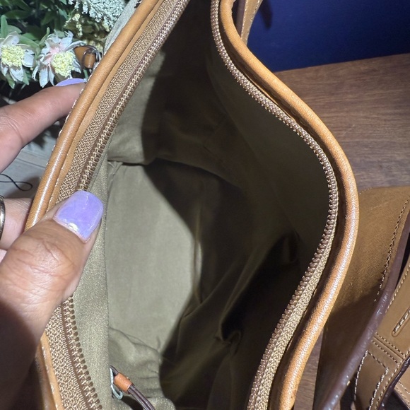 COACH Signature Bleeker Bucket In EUC - Picture 4 of 5